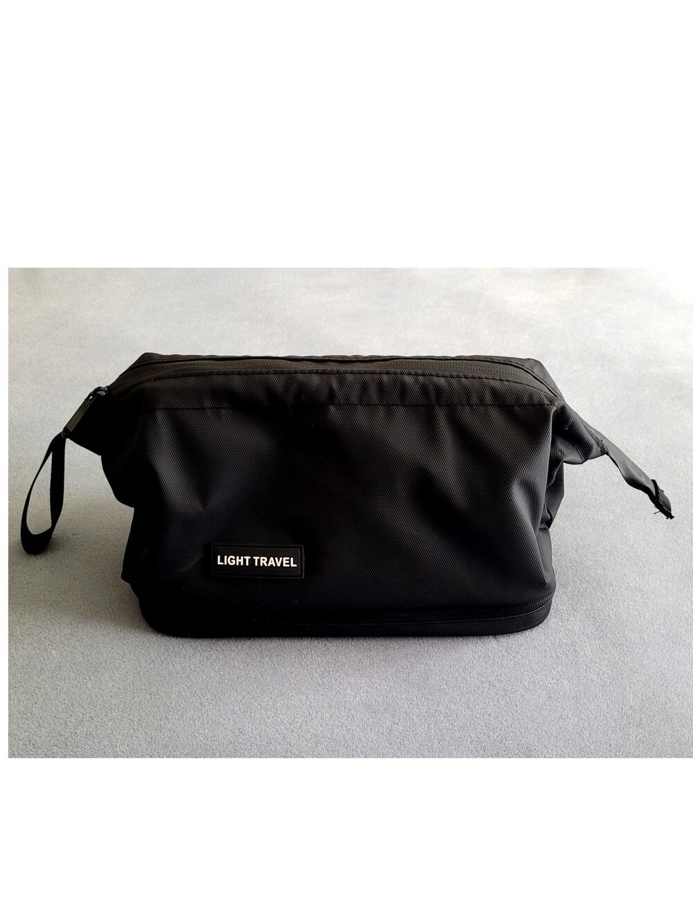 LIGHT TRAVEL Travel Toiletry Bag/Dopp Bag Compact sturdy, Lightweight Unisex-NEW